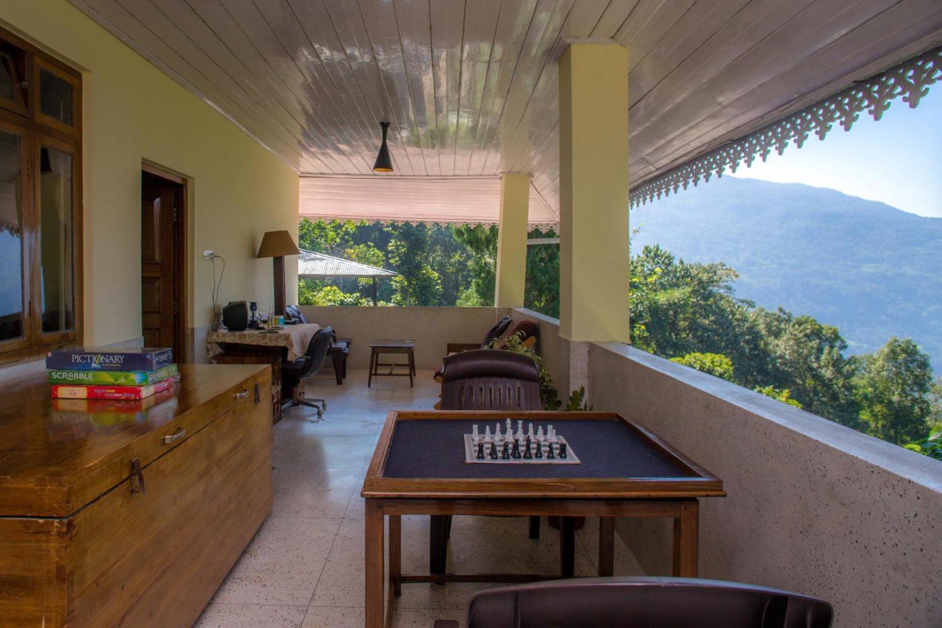 La Ipsing Farm By Stayvista - 3 Bhk Villa With Balcony, Mountain View, Indoor Games, And Pet Friendly Samdong Exterior foto